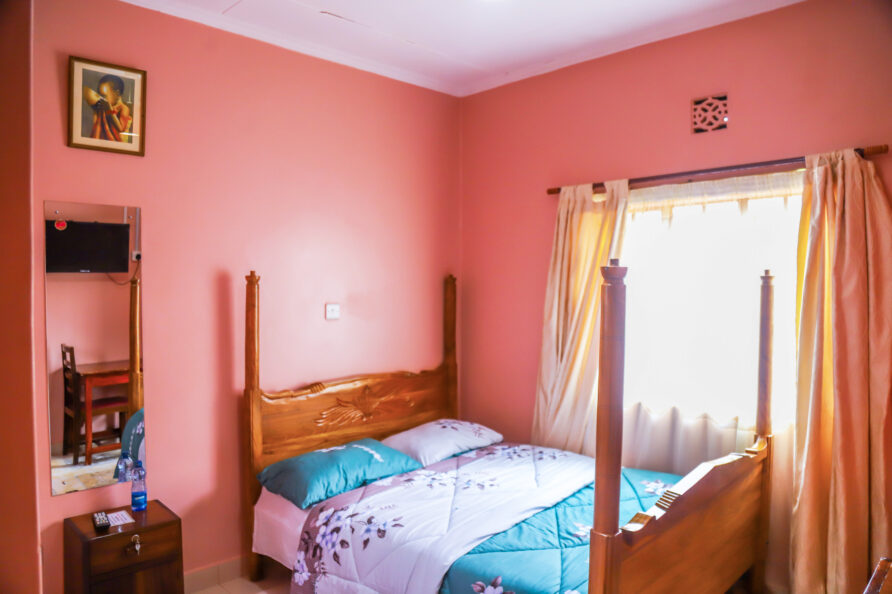 Regency Guest Homes, Cosy Accommodation in Nyeri
